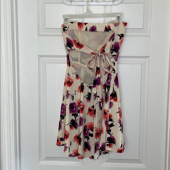 Forever XXI floral mini dress - Picture 2 of 3